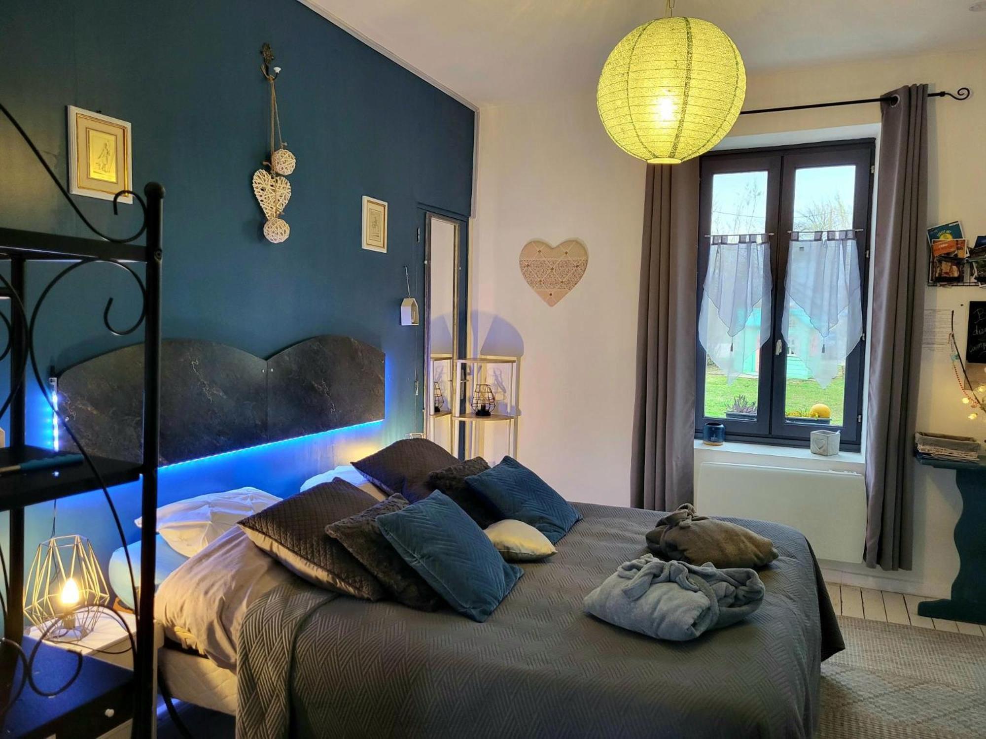 Bed and Breakfast Chez Christy Chemin Des Dinots Saint-Bonnet-de-Four Exterior foto